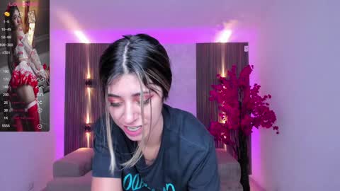 Snapshot of kyliie_jones chatting on 3, 1, 2025 KYLIE online show from 3, 1, 2025