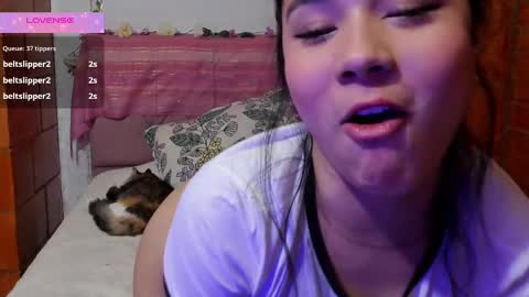 Snapshot of kyomi_beth chatting on 19, 12, 2024 kyomi online show from 19, 12, 2024