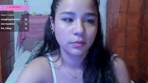 Snapshot of kyomi_beth chatting on 24, 12, 2024 kyomi online show from 24, 12, 2024