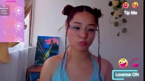 Snapshot of kyomi_beth chatting on 6, 10, 2025 kyomi online show from 6, 10, 2025