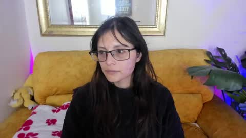 Snapshot of kyomi_chang chatting on 23, 6, 2026 Kyomi online show from 23, 6, 2026