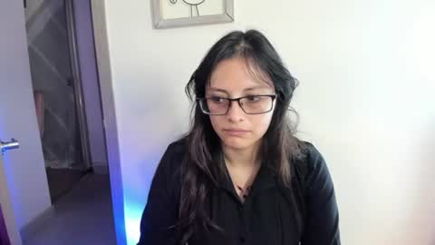 Snapshot of kyomi_chang chatting on 8, 7, 2026 Kyomi online show from 8, 7, 2026