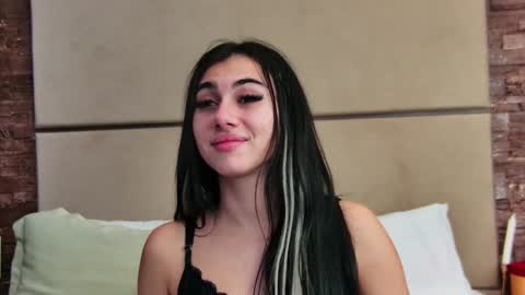 Snapshot of kyrahill_ chatting on 9, 12, 2024 Kyra online show from 9, 12, 2024