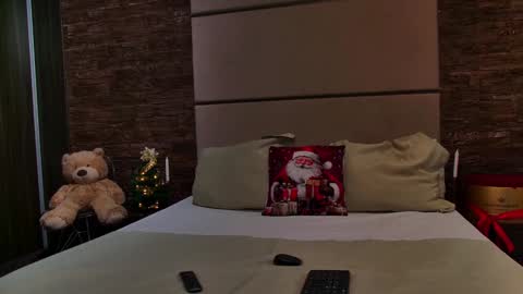 Snapshot of kyrahill_ chatting on 23, 12, 2024 Kyra online show from 23, 12, 2024