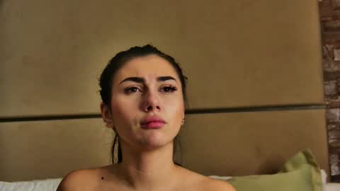 Snapshot of kyrahill_ chatting on 11, 1, 2025 Kyra online show from 11, 1, 2025