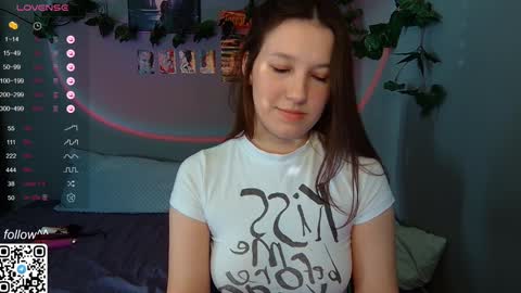 Snapshot of l1bert1n chatting on 17, 12, 2024 Victoria online show from 17, 12, 2024