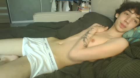 Snapshot of l8199 chatting on 22, 5, 2026 liam online show from 22, 5, 2026