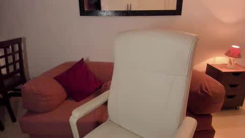 Jazmin online show from 25, 11, 2025