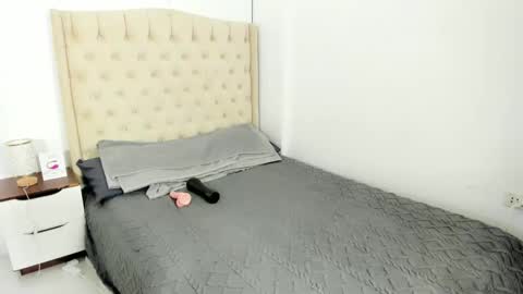 Snapshot of la_vida_lena_ chatting on 2, 1, 2025 la_vida_lena_ online show from 2, 1, 2025