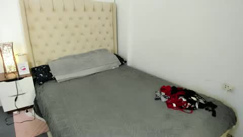 Snapshot of la_vida_lena_ chatting on 23, 2, 2025 la_vida_lena_ online show from 23, 2, 2025