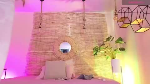 Cris  online show from 22, 2, 2025