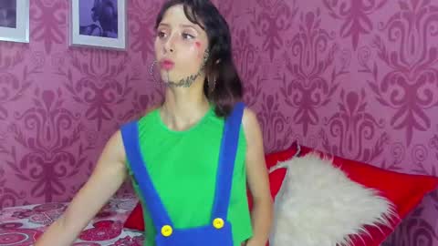 Snapshot of labellee_ chatting on 2, 12, 2024 LABELLE online show from 2, 12, 2024