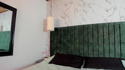 labrinthteasing online show from 10, 3, 2026