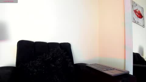 Snapshot of lace_victoria chatting on 7, 6, 2026 lace_victoria online show from 7, 6, 2026