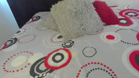 Snapshot of ladahear_ chatting on 18, 6, 2026 Akyra online show from 18, 6, 2026