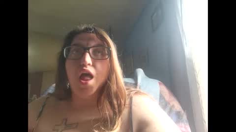 Snapshot of laddybuggie27 chatting on 6, 2, 2025 Laddybuggie27 online show from 6, 2, 2025