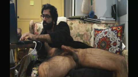 Snapshot of ladex96 chatting on 15, 12, 2025 Ali online show from 15, 12, 2025