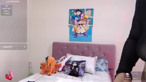 lady_butterfly19 online show from 7, 12, 2024