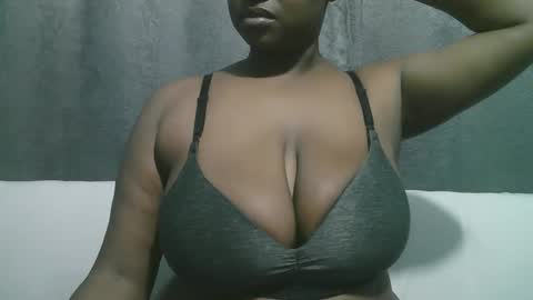 lady_dearra online show from 7, 10, 2025