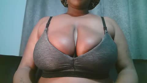 lady_dearra online show from 20, 4, 2026