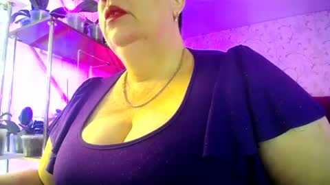 Snapshot of lady_gloria chatting on 18, 6, 2026 Lady Gloria online show from 18, 6, 2026