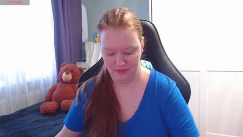 Snapshot of lady_inari chatting on 3, 2, 2025 Angelika online show from 3, 2, 2025
