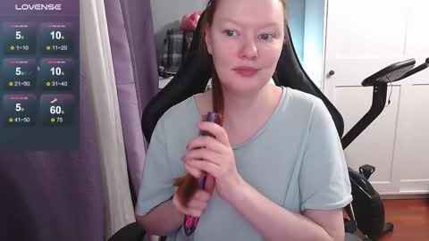 Snapshot of lady_inari chatting on 23, 9, 2025 Angelika online show from 23, 9, 2025