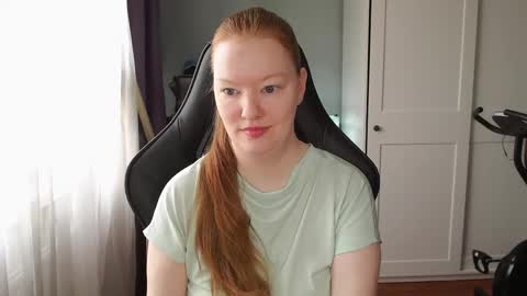 Snapshot of lady_inari chatting on 4, 5, 2026 Angelika online show from 4, 5, 2026