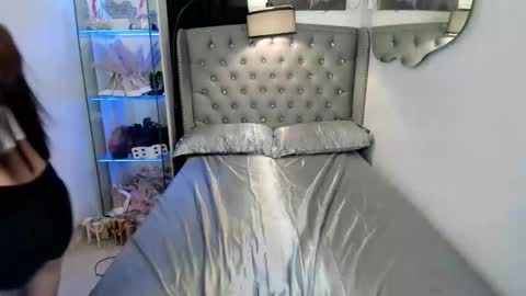 lady_moriseth online show from 3, 3, 2026