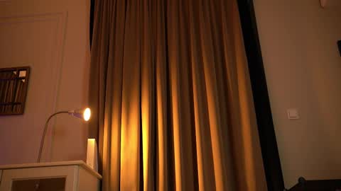 lady_nicolett online show from 20, 3, 2026