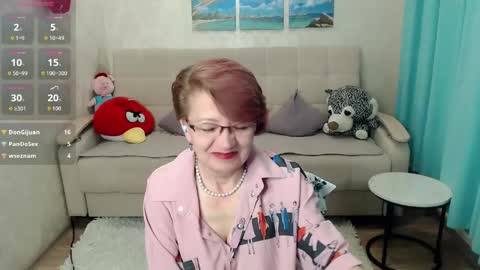 Snapshot of lady_sexy_di chatting on 17, 5, 2026 Diana online show from 17, 5, 2026