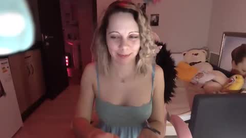 Snapshot of lady_smile69 chatting on 15, 12, 2024 lady_smile69 online show from 15, 12, 2024