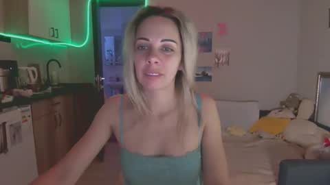 Snapshot of lady_smile69 chatting on 16, 9, 2025 lady_smile69 online show from 16, 9, 2025
