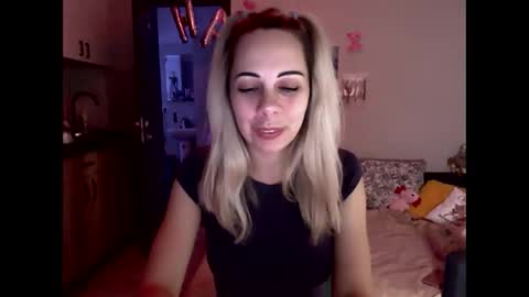 Snapshot of lady_smile69 chatting on 30, 9, 2025 lady_smile69 online show from 30, 9, 2025