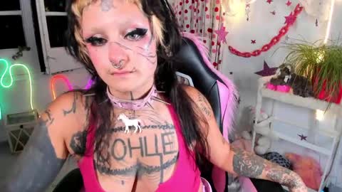 Mia online show from 29, 5, 2026