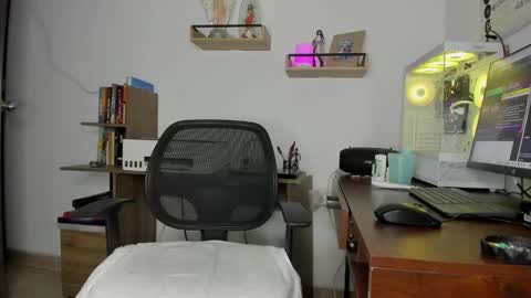 Snapshot of lady_sophie01 chatting on 20, 9, 2025 Sophie   online show from 20, 9, 2025