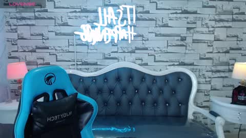 Lady Violet Bridgerton online show from 23, 12, 2024