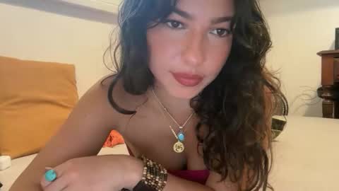 Snapshot of ladyarwen1 chatting on 4, 3, 2026 LadyArwen online show from 4, 3, 2026