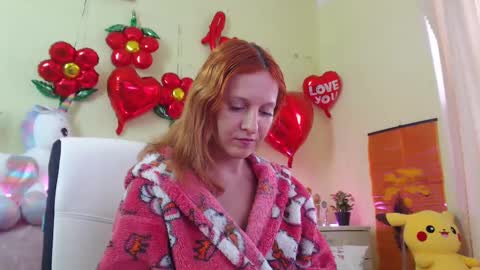 Snapshot of ladybigsmile chatting on 14, 2, 2025 Sima Ladybigsmile online show from 14, 2, 2025