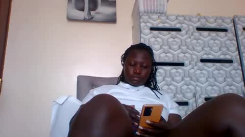 lindah32 online show from 16, 1, 2025