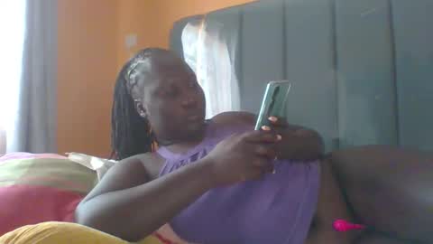 lindah32 online show from 30, 9, 2025