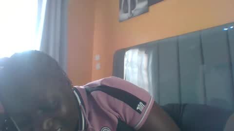 lindah32 online show from 24, 11, 2025