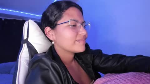  Lady  online show from 27, 1, 2025