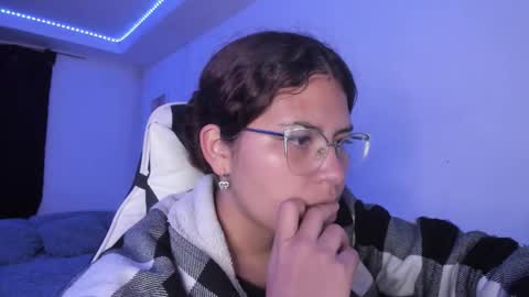  Lady  online show from 9, 11, 2025