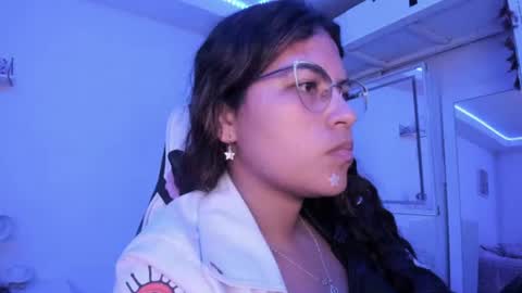  Lady  online show from 25, 6, 2026