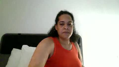 Snapshot of ladycinnabon chatting on 26, 2, 2025 Stephanie online show from 26, 2, 2025