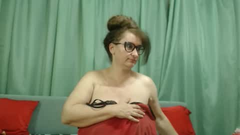 Nicole online show from 3, 6, 2026