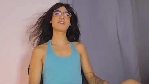 Snapshot of ladys_horny chatting on 27, 9, 2025 Camila y Ashley online show from 27, 9, 2025