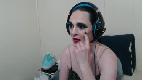 LadySlate online show from 5, 12, 2024