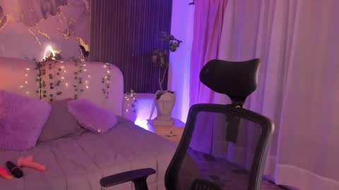 Lady  online show from 29, 5, 2026